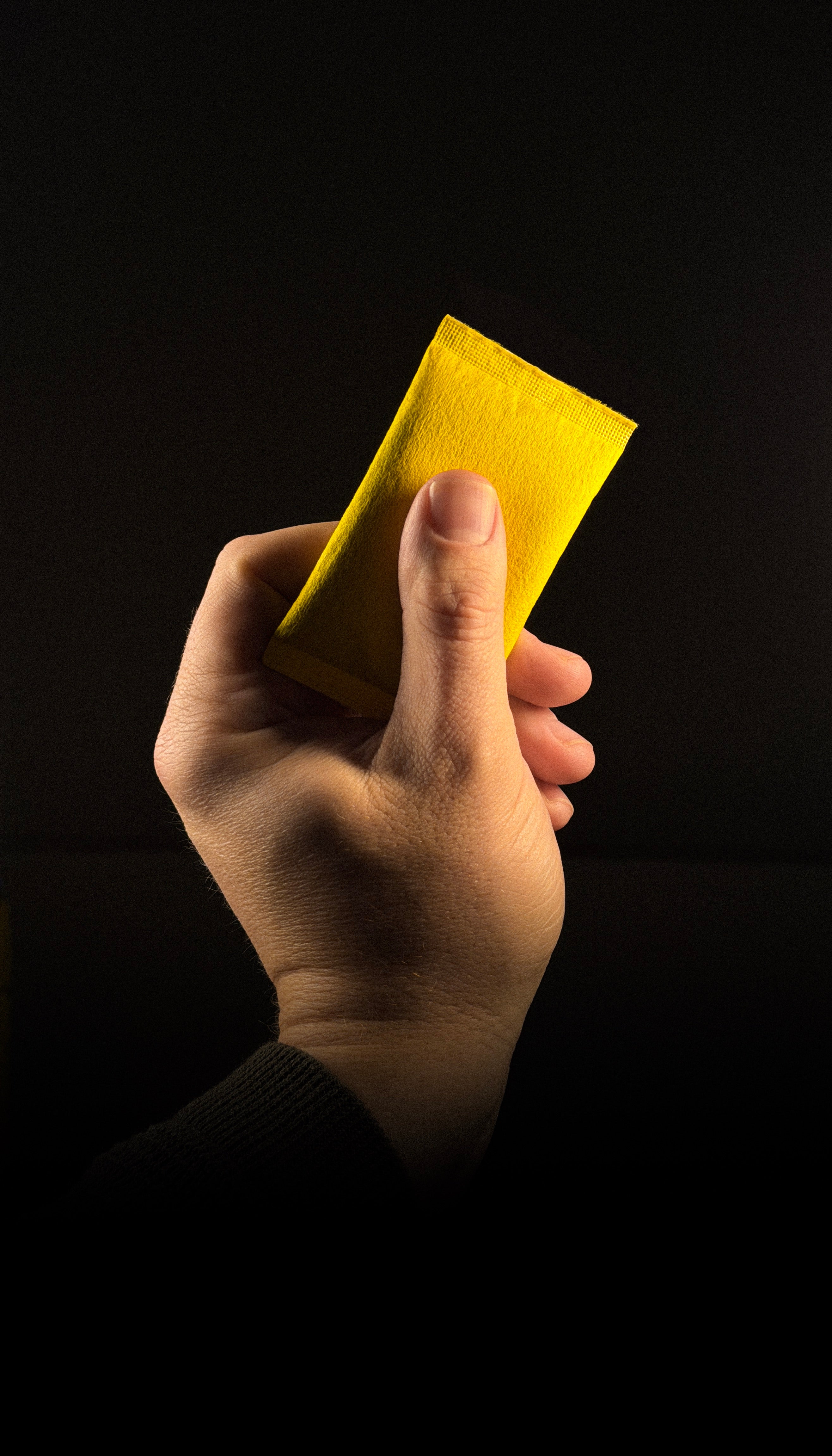 Yellow & Black Hand Warmers (20 Pack) | 8+ Hour Heat | PREFIRE
